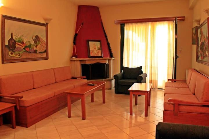 Guesthouse Bizani Neo Mpizani 외부 사진