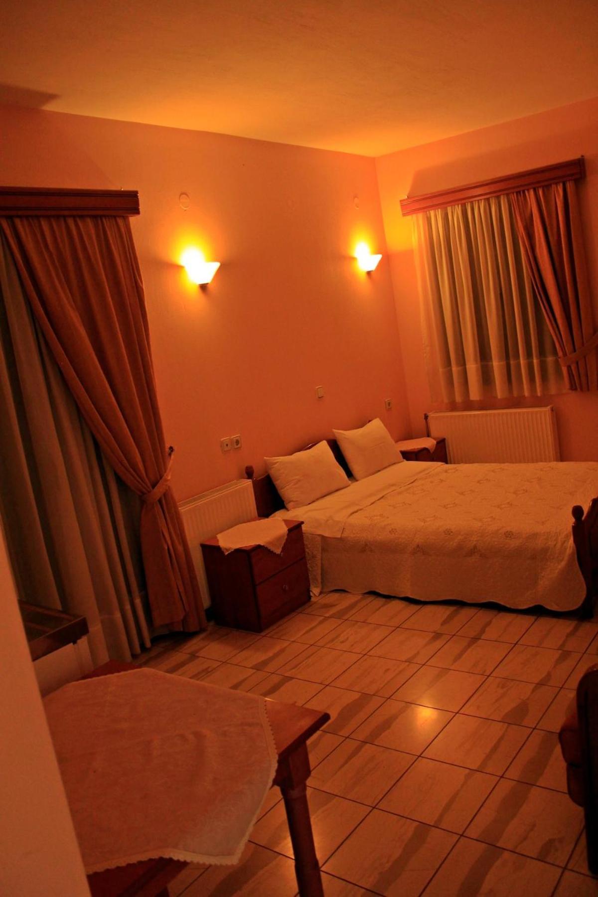 Guesthouse Bizani Neo Mpizani 외부 사진